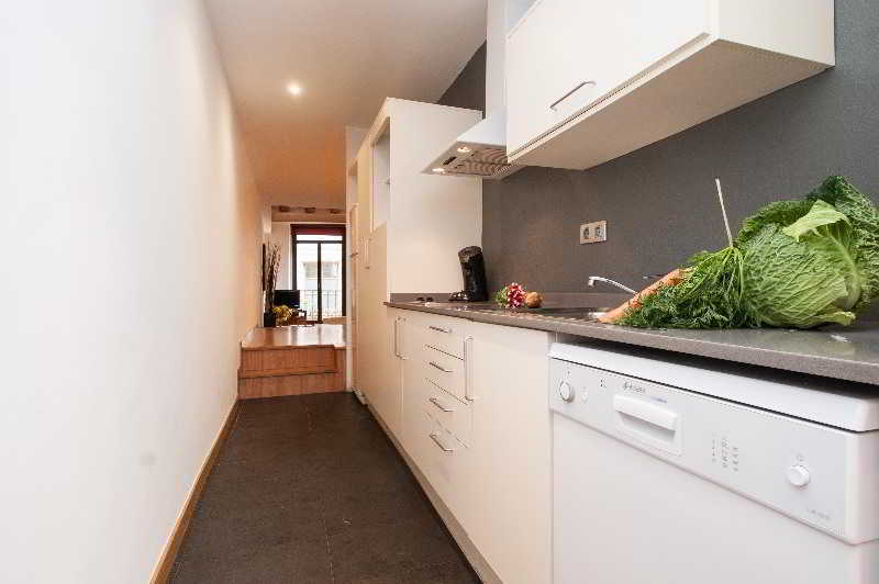 Short Stay Group Liceu Serviced Apartments برشلونة المظهر الخارجي الصورة