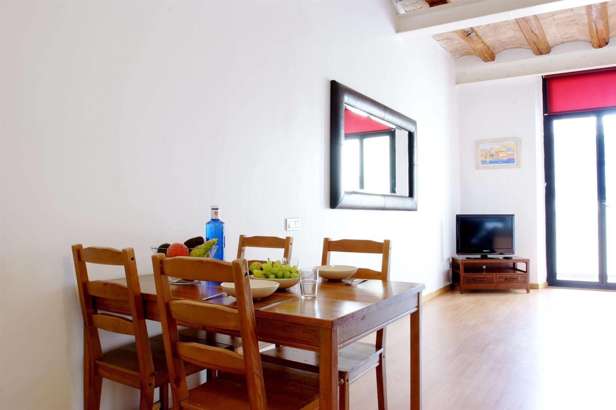 Short Stay Group Liceu Serviced Apartments برشلونة المظهر الخارجي الصورة