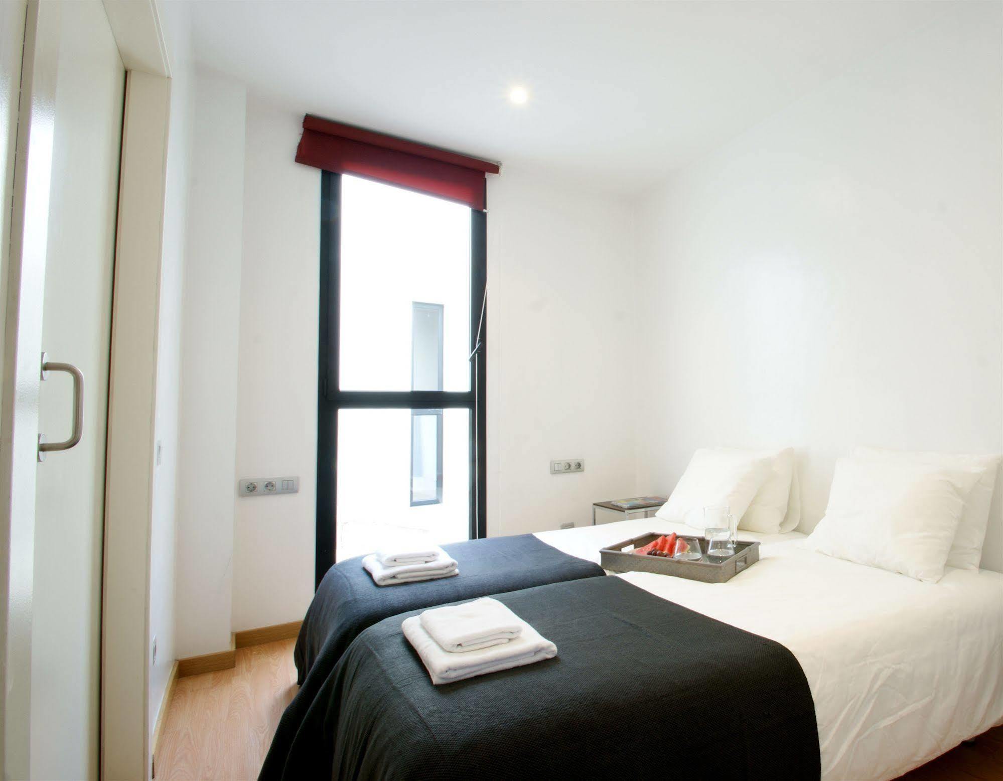 Short Stay Group Liceu Serviced Apartments برشلونة المظهر الخارجي الصورة