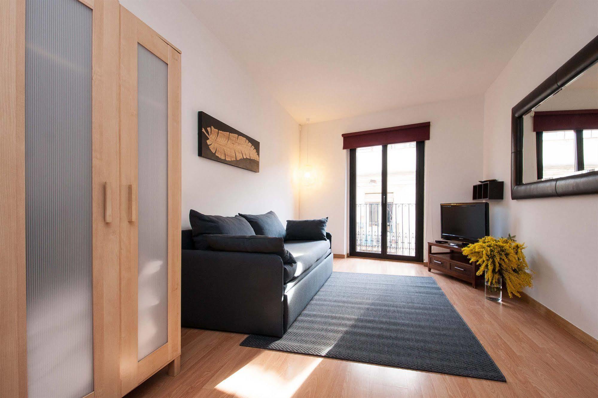 Short Stay Group Liceu Serviced Apartments برشلونة المظهر الخارجي الصورة
