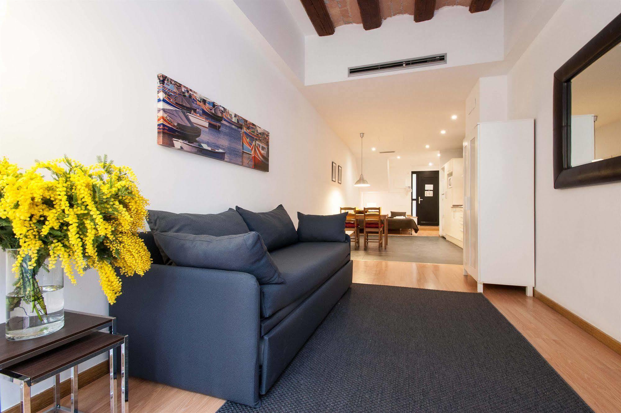 Short Stay Group Liceu Serviced Apartments برشلونة المظهر الخارجي الصورة