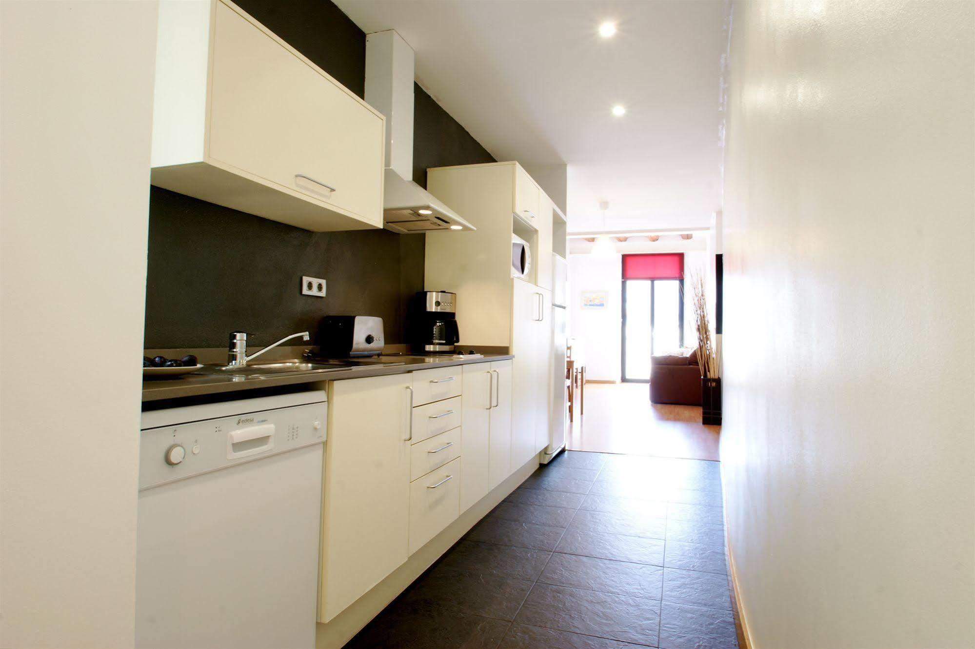 Short Stay Group Liceu Serviced Apartments برشلونة المظهر الخارجي الصورة