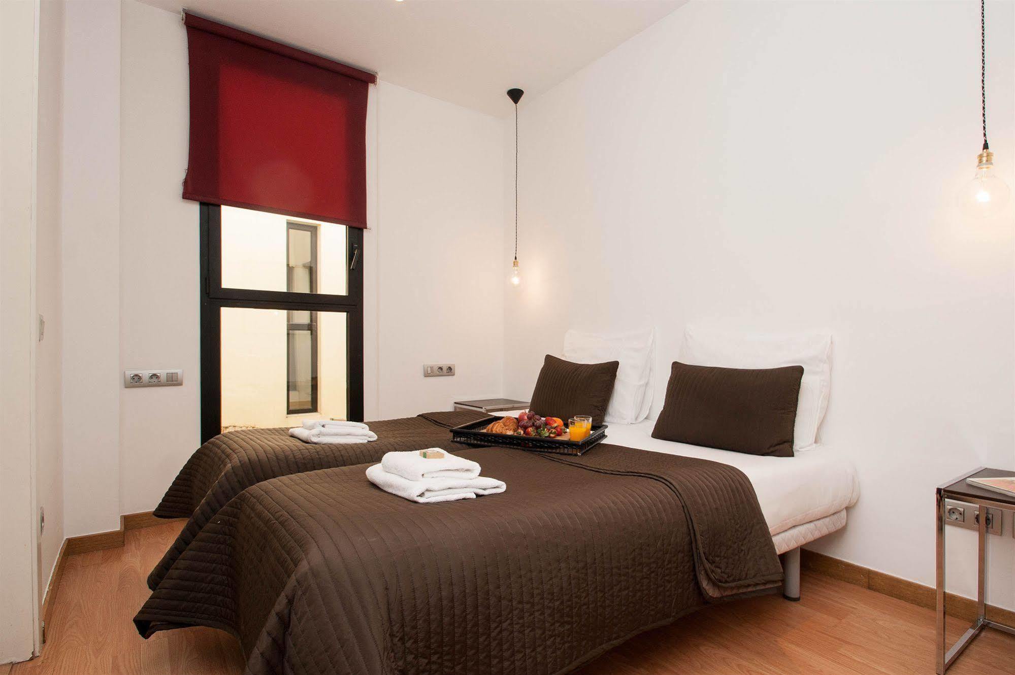 Short Stay Group Liceu Serviced Apartments برشلونة المظهر الخارجي الصورة