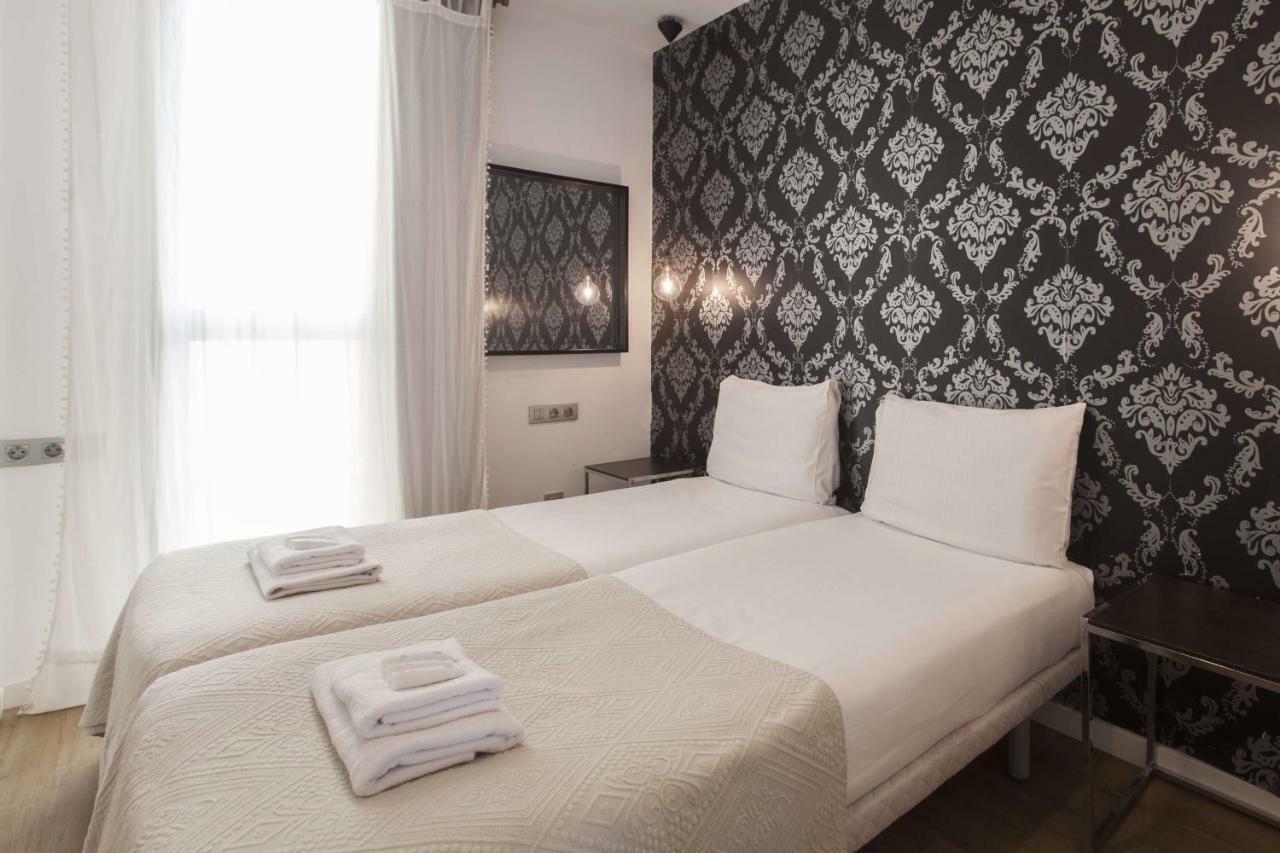 Short Stay Group Liceu Serviced Apartments برشلونة المظهر الخارجي الصورة